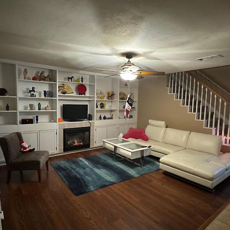 Spacious Room In A Nice House Гейнсвил Екстериор снимка